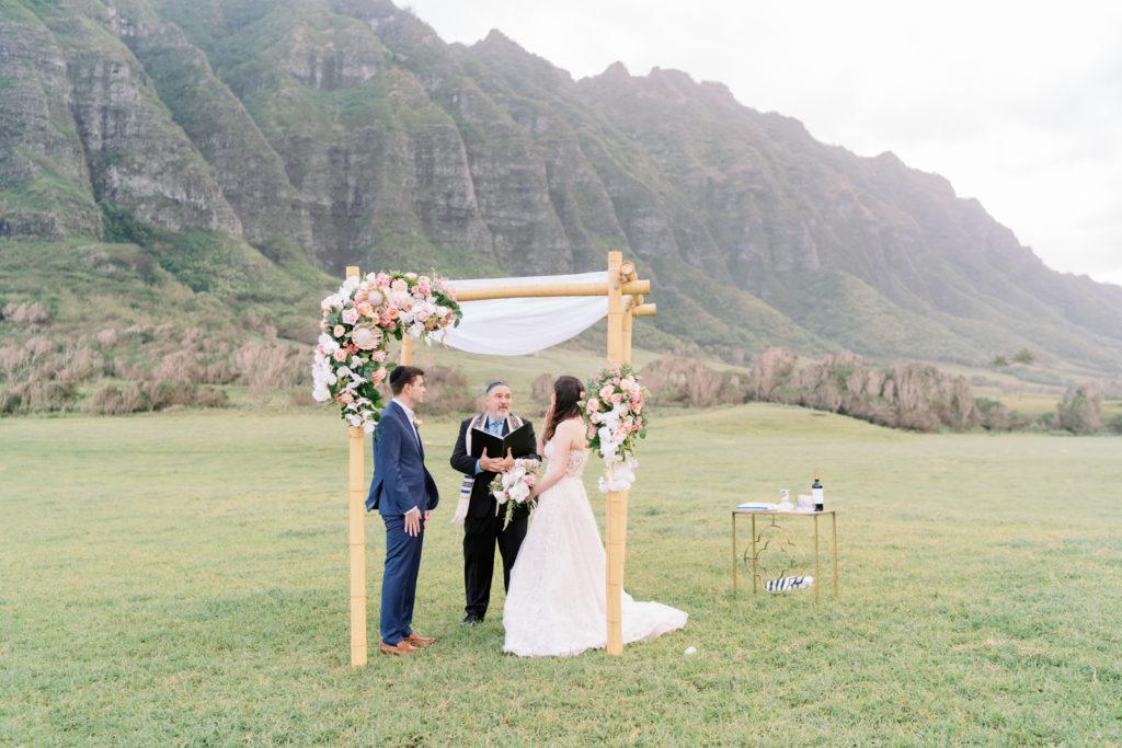Wedding photography at the Kualoa Ranch on Oahu
