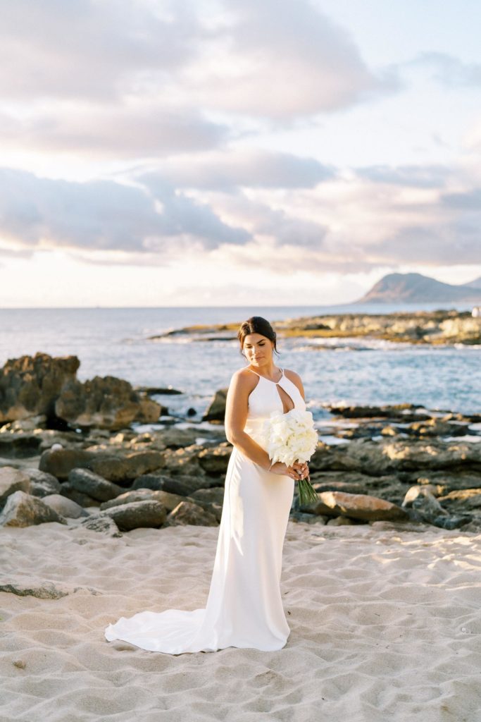 elopement photographers on Oahu