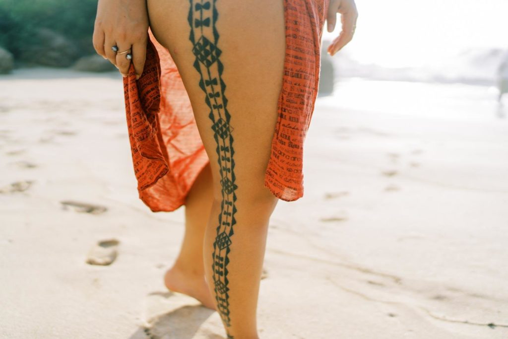 Leg tattoo of a native Hawaiian Practitioner in Oahu