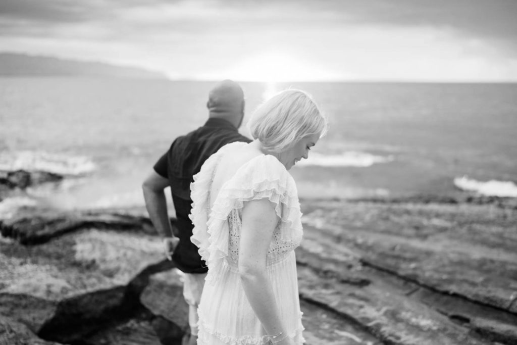 Black and white photo of a couple a dreamy sunset session on the North Shore of Oahu.