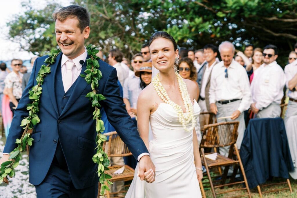 Newlyweds greeting their guests on Wedding on Kauai